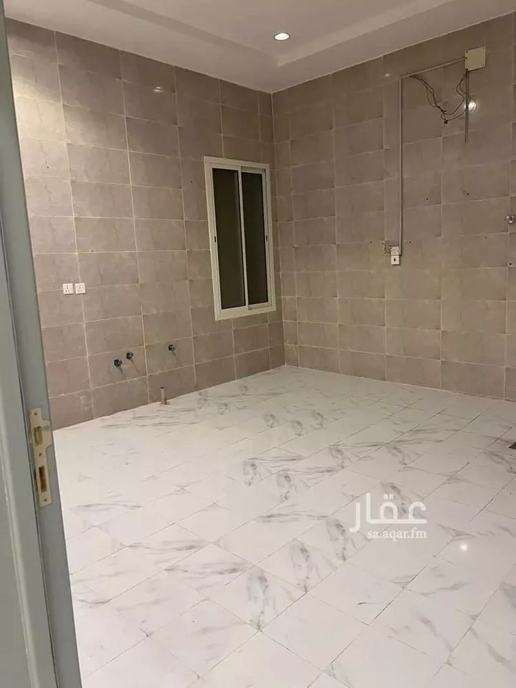 فيلا للبيع في شارع عمر بن عبدالكريم المكي, حي بدر, مدينة الرياض, منطقة الرياض